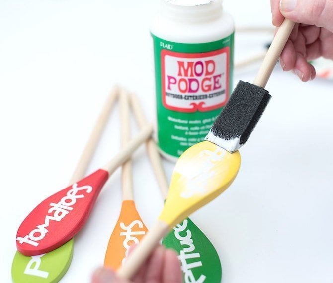 add a layer of outdoor Mod Podge to each spoon