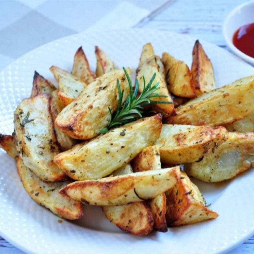 Potato Wedges In Air Fryer by Culinery