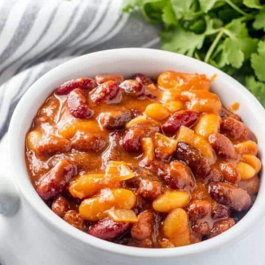 Slow Cooker Baked Beans by Vegan In The Freezer